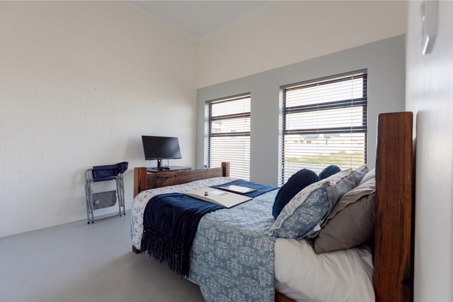 3 Bedroom Property for Sale in Britannia Bay Western Cape
